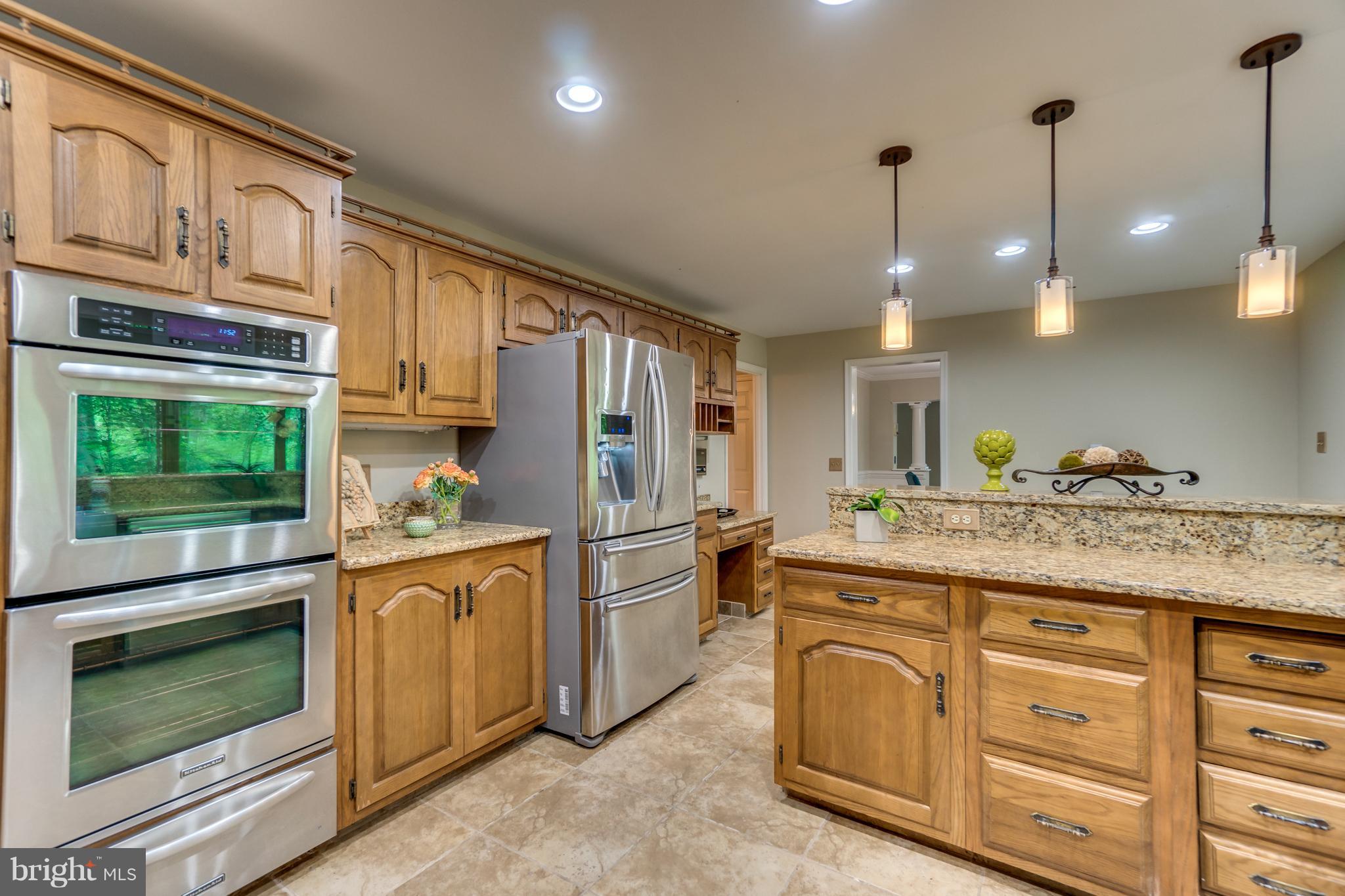 RIVER BLUFFS - Residential