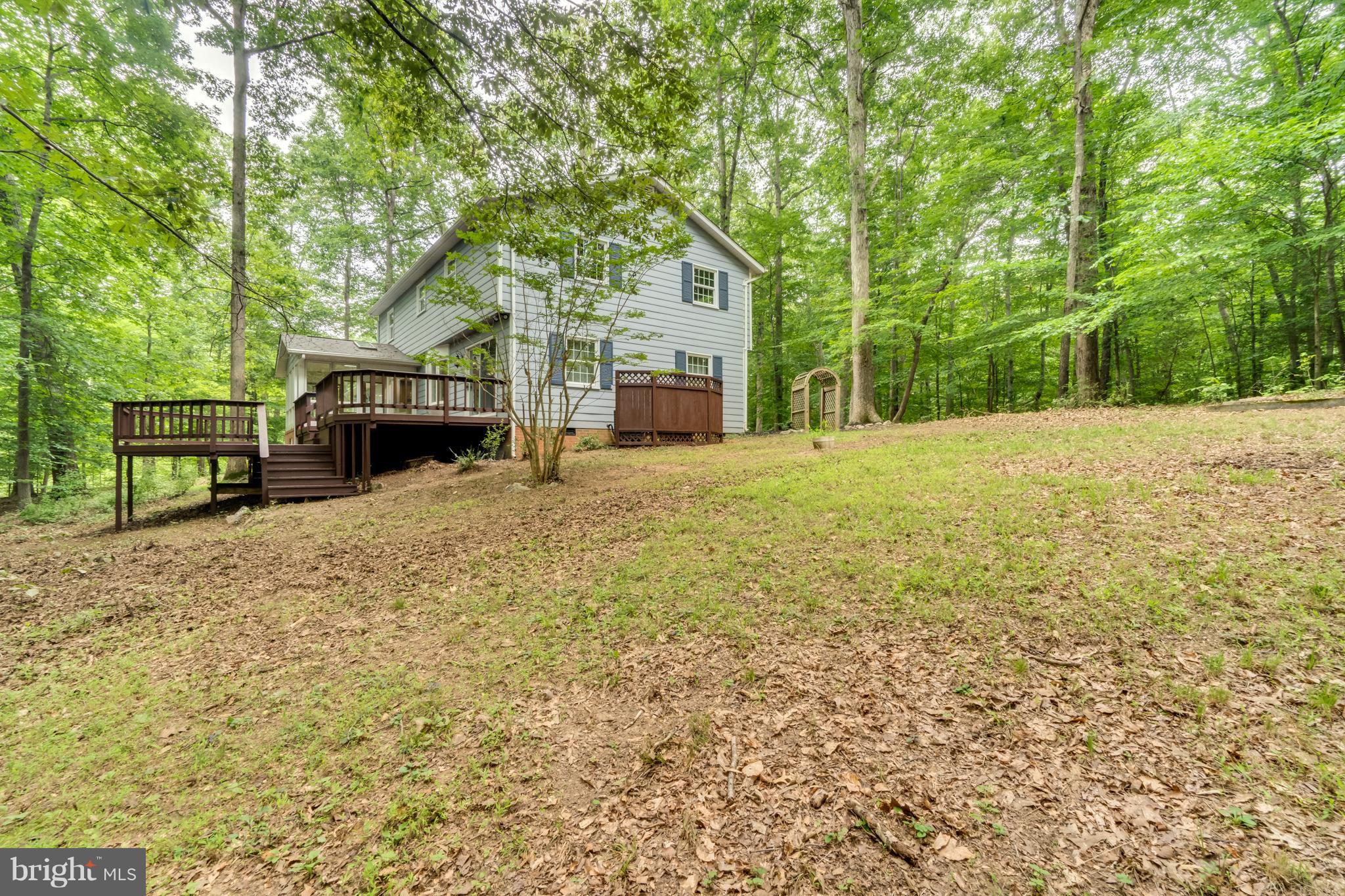 RIVER BLUFFS - Residential