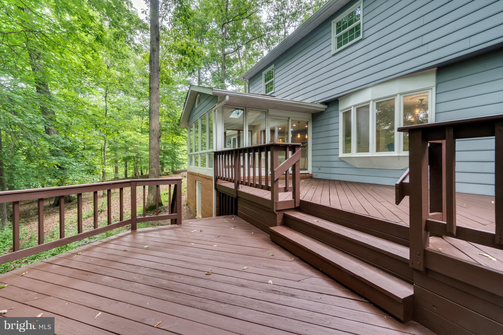 RIVER BLUFFS - Residential