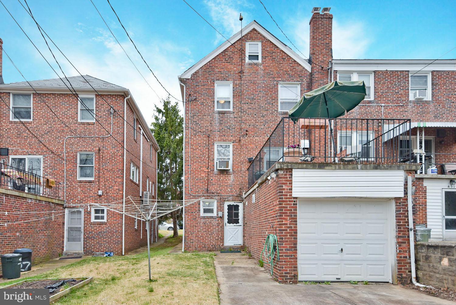 ACADEMY HEIGHTS - Residential