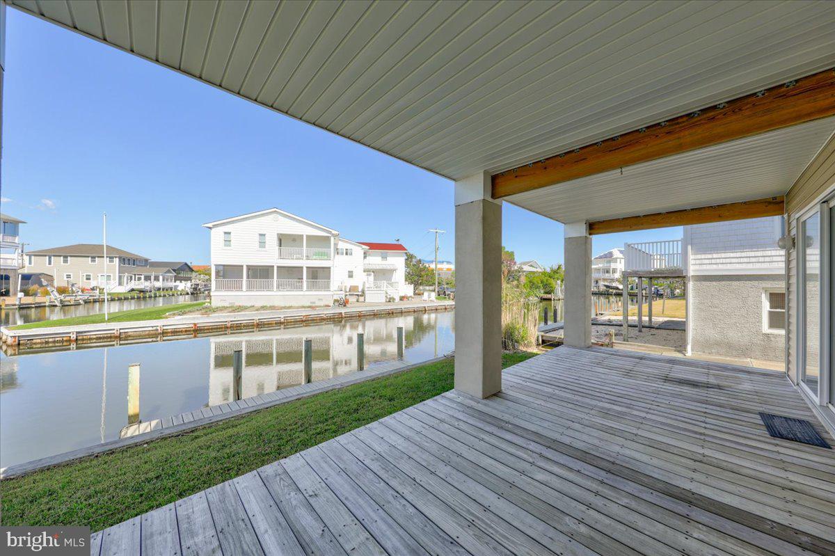 EDGEWATER ACRES - Residential