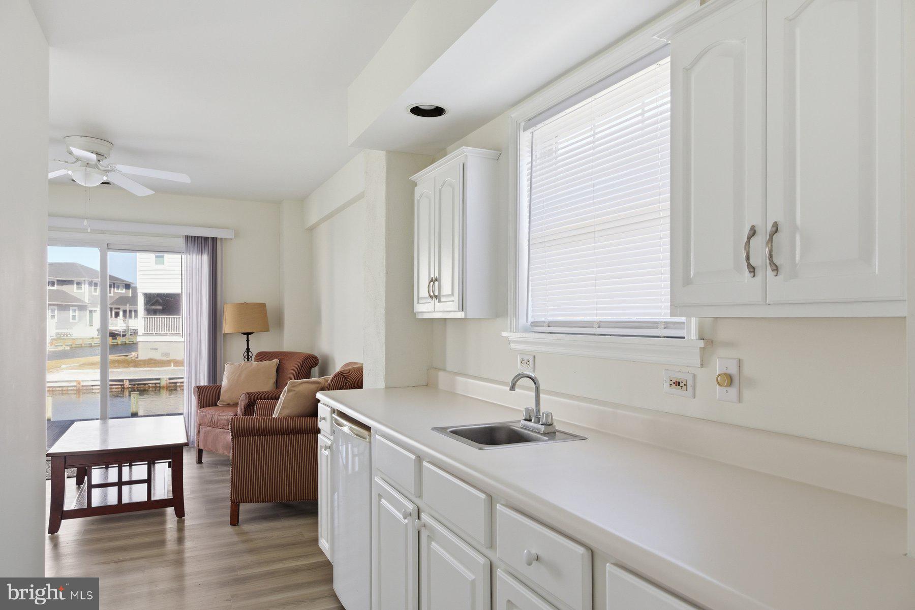 EDGEWATER ACRES - Residential