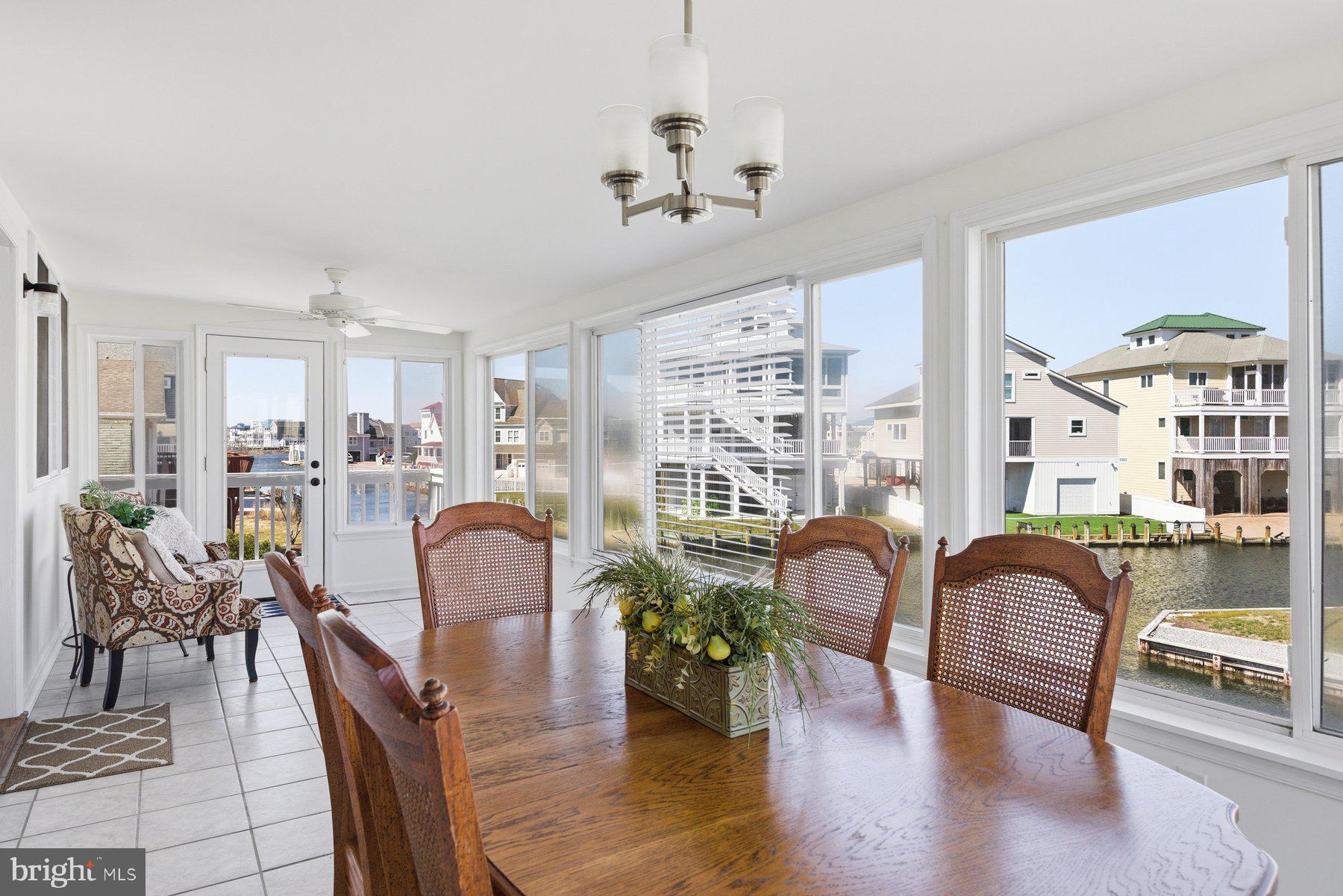 EDGEWATER ACRES - Residential