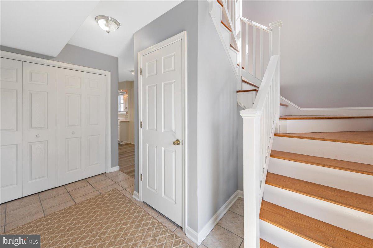 EDGEWATER ACRES - Residential