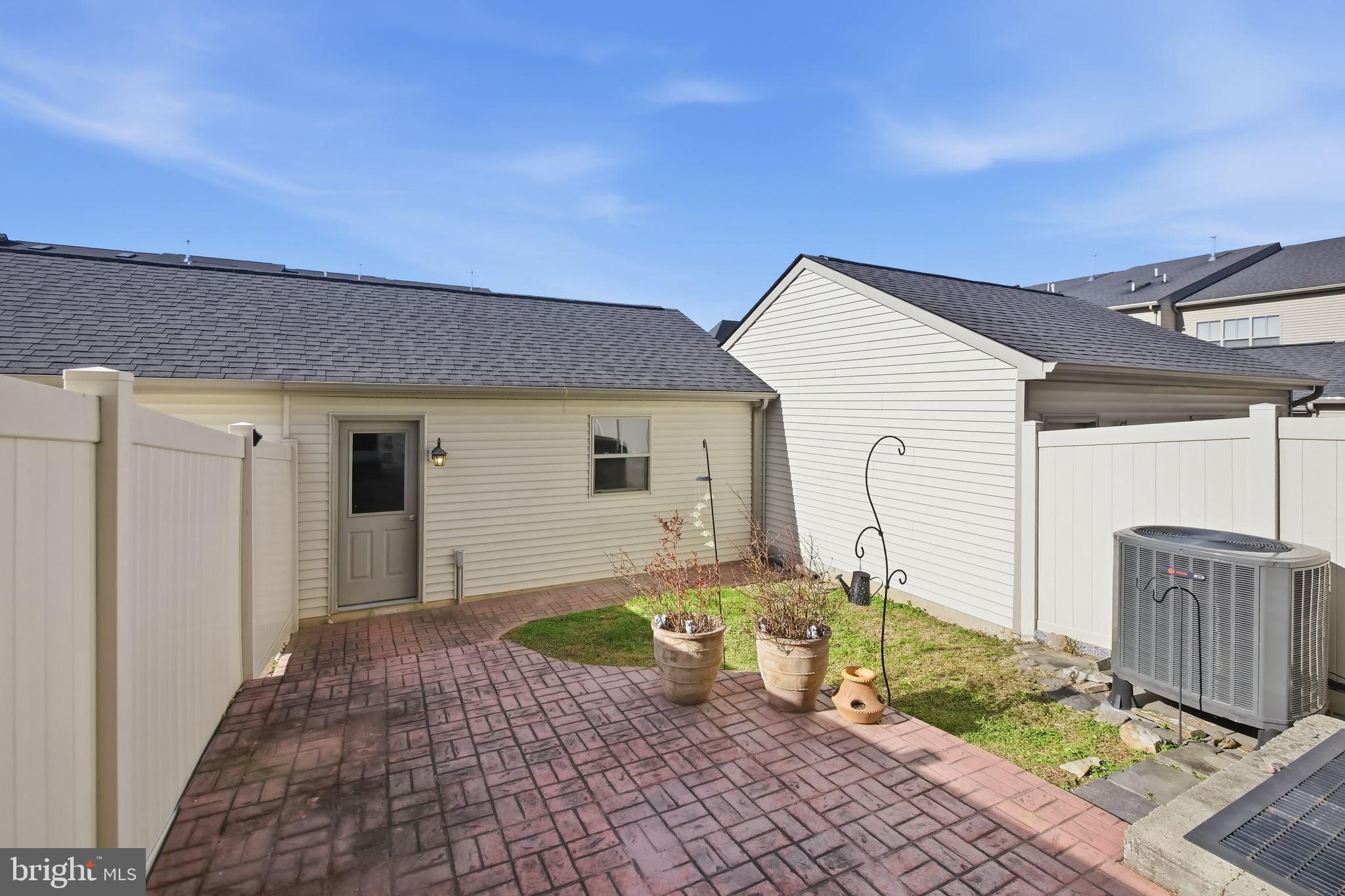 MILL ISLAND AT WORMAN'S MILL - Residential