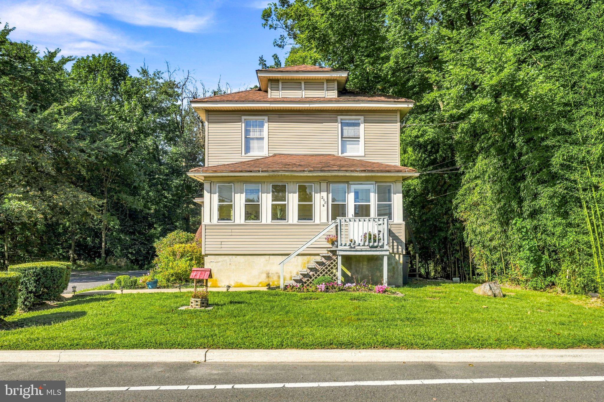 208 HARTFORD ROAD