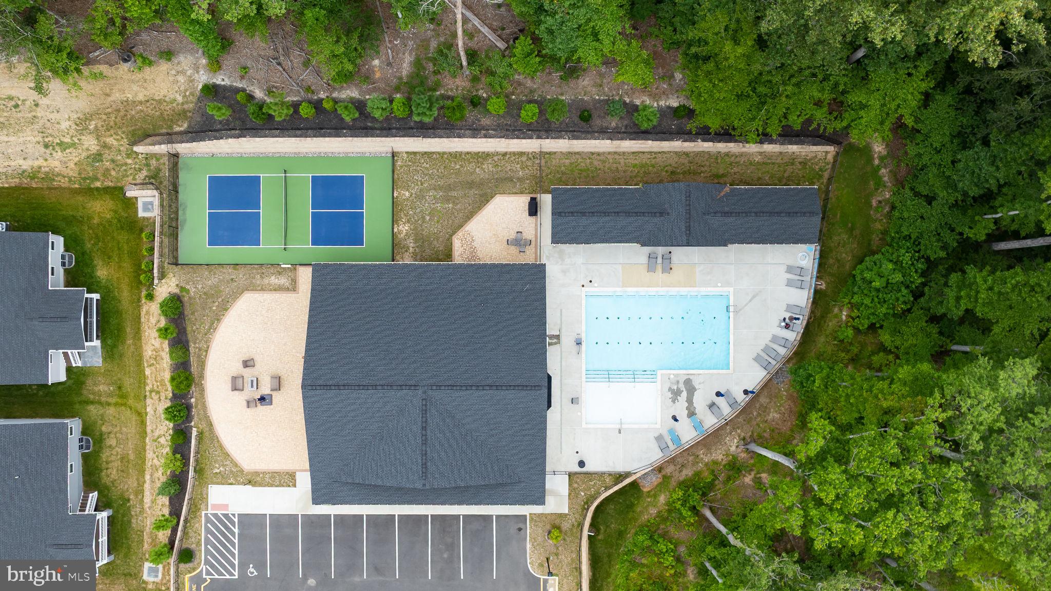 REGENCY AT CHANCELLORSVILLE NORTH - Residential