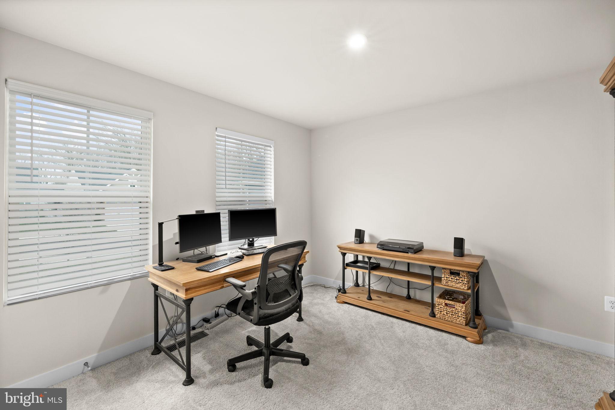 REGENCY AT CHANCELLORSVILLE NORTH - Residential