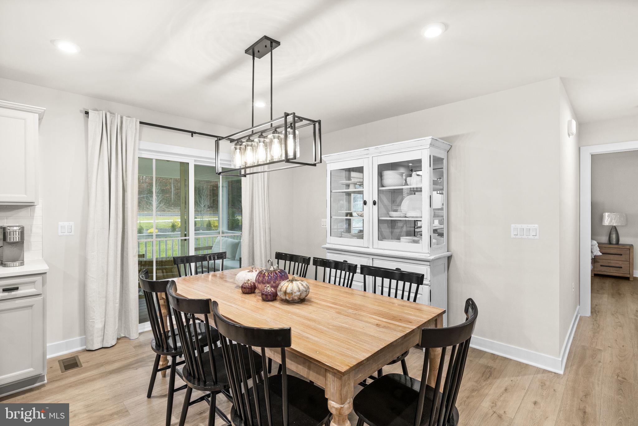 REGENCY AT CHANCELLORSVILLE NORTH - Residential