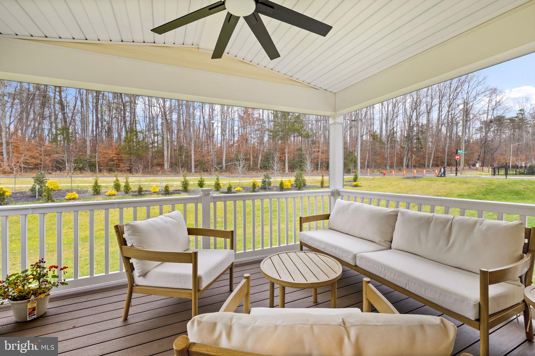 REGENCY AT CHANCELLORSVILLE NORTH - Residential