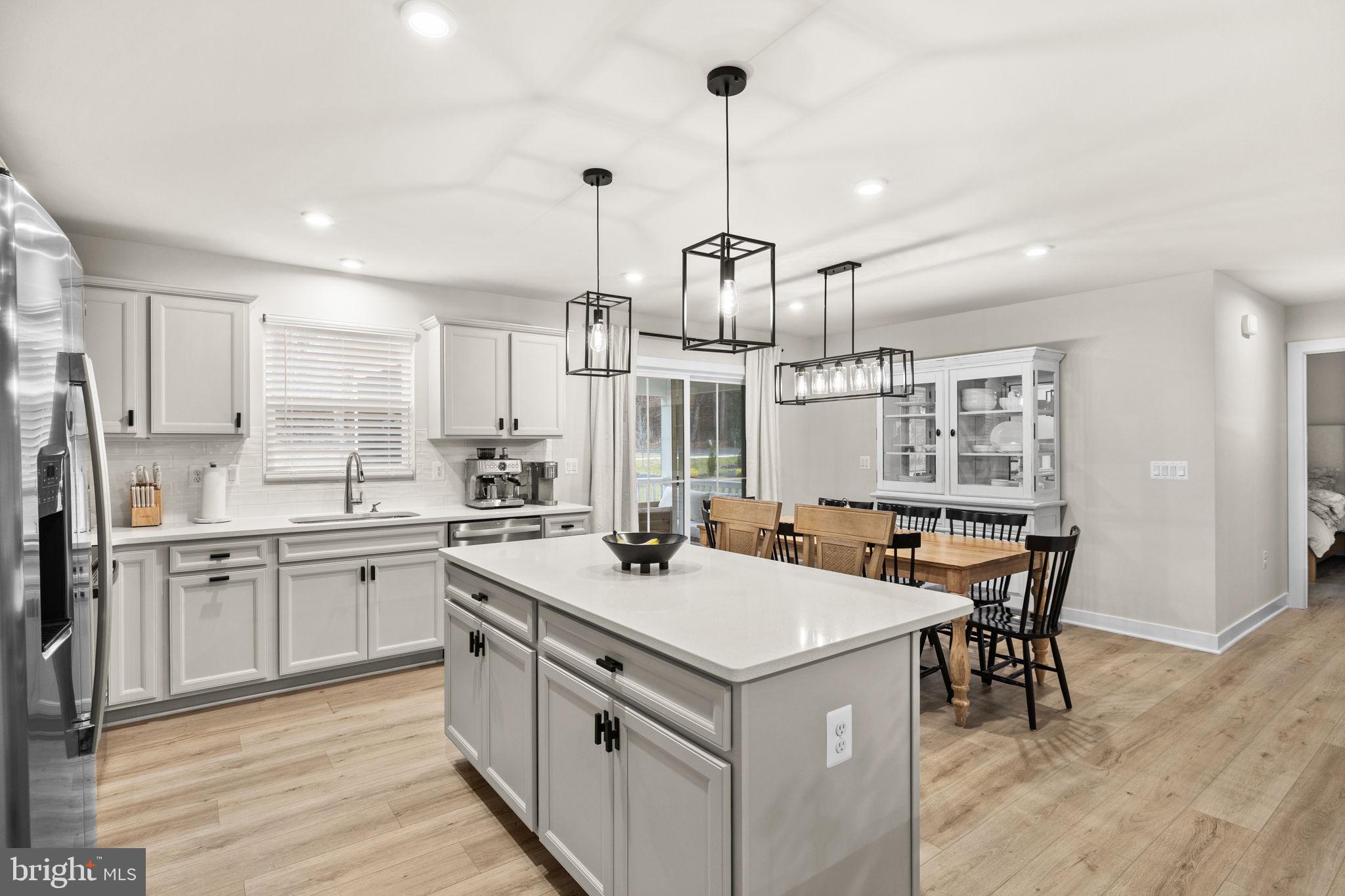 REGENCY AT CHANCELLORSVILLE NORTH - Residential