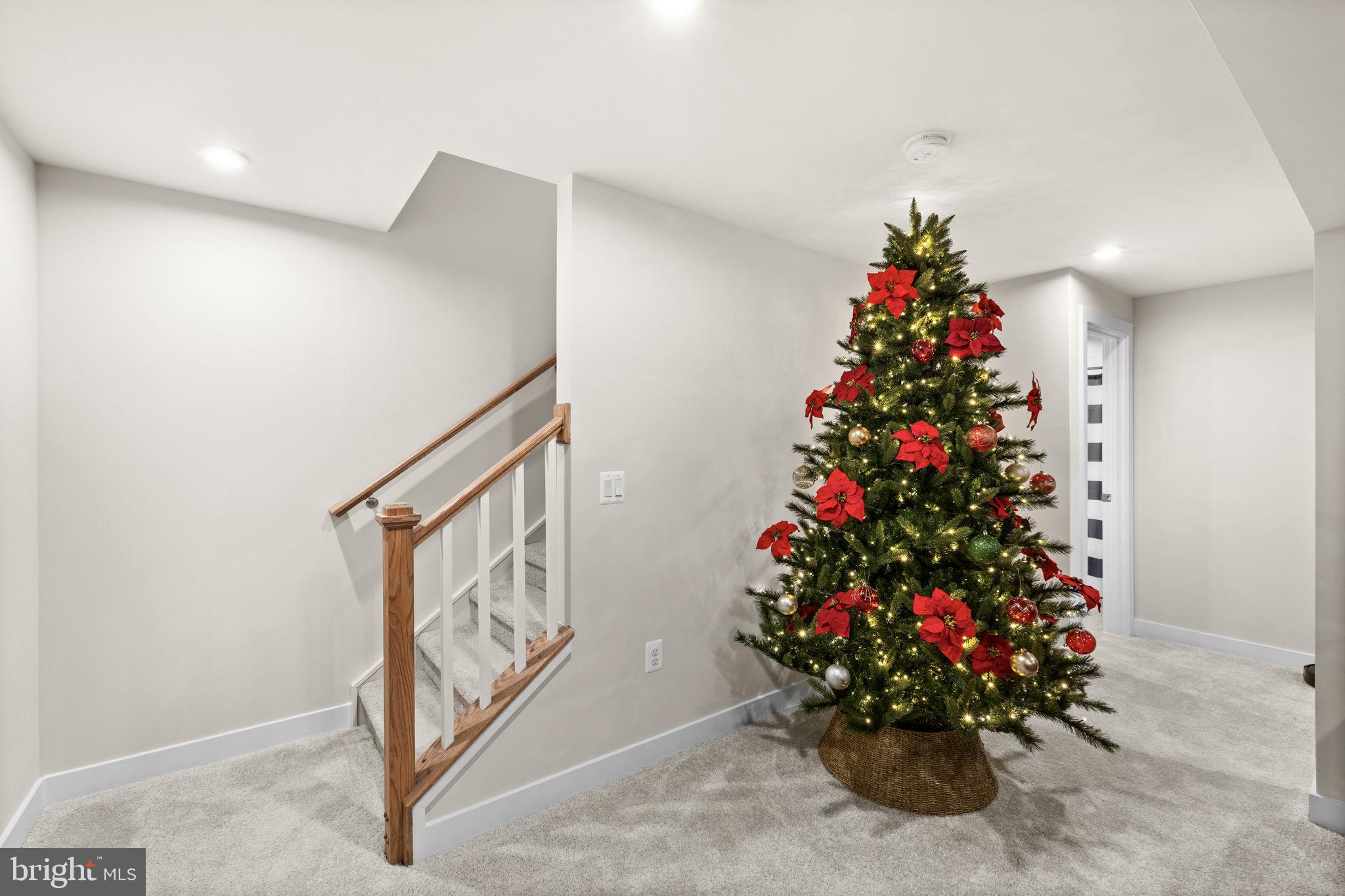 REGENCY AT CHANCELLORSVILLE NORTH - Residential