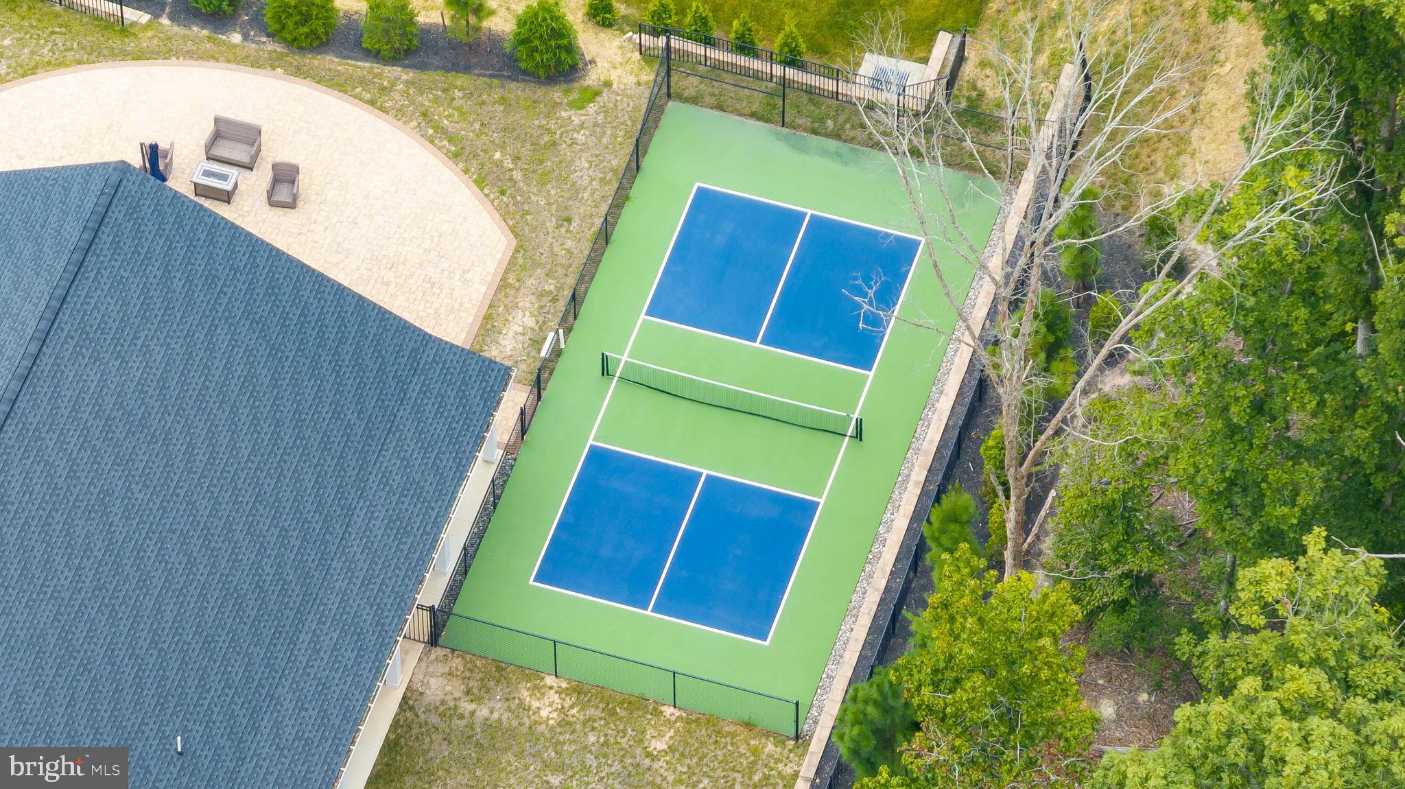 REGENCY AT CHANCELLORSVILLE NORTH - Residential