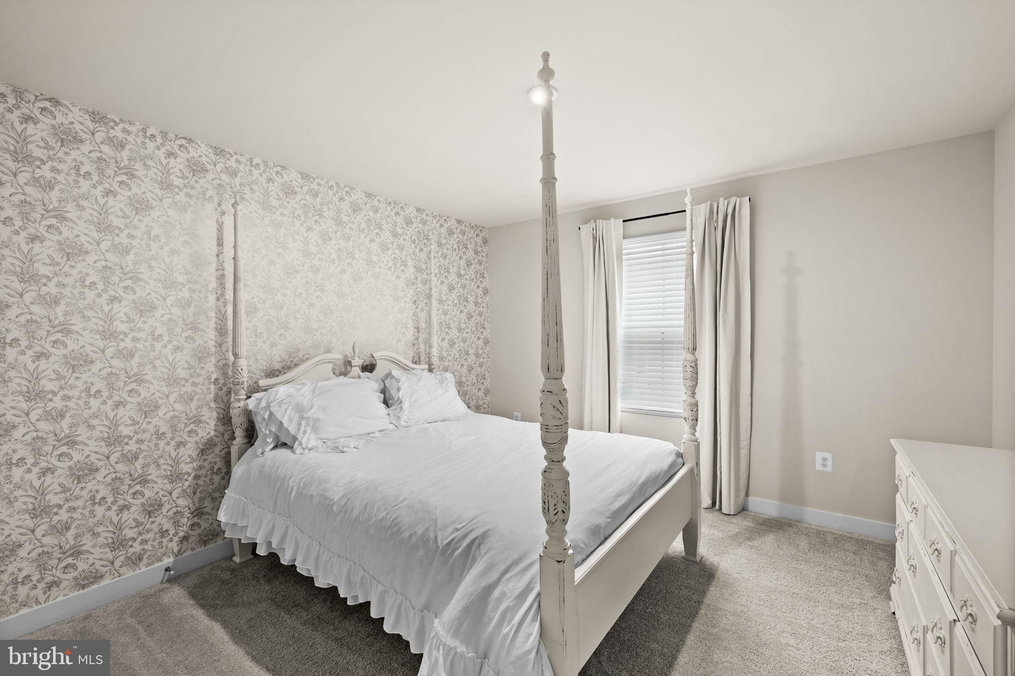 REGENCY AT CHANCELLORSVILLE NORTH - Residential