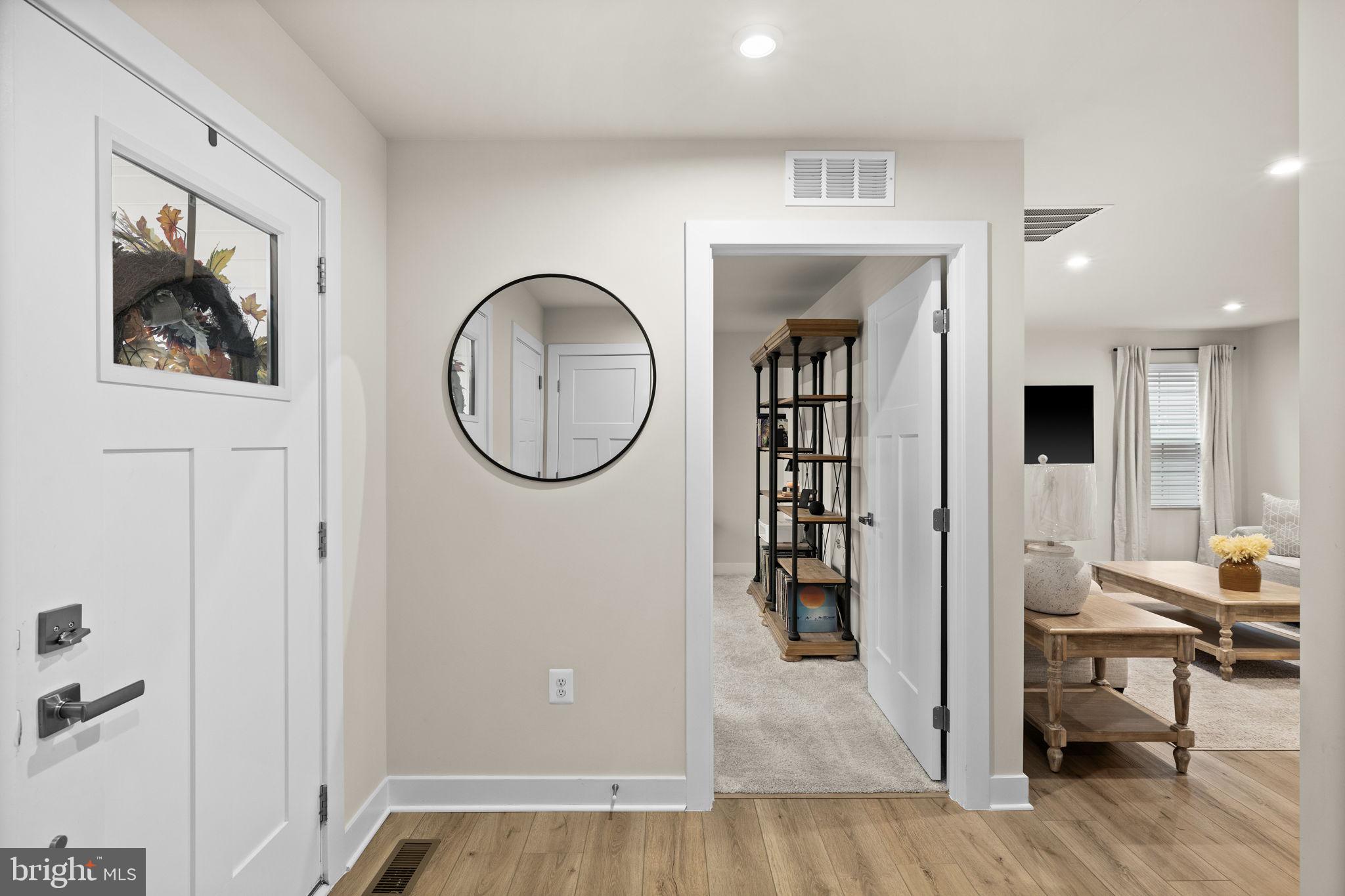 REGENCY AT CHANCELLORSVILLE NORTH - Residential