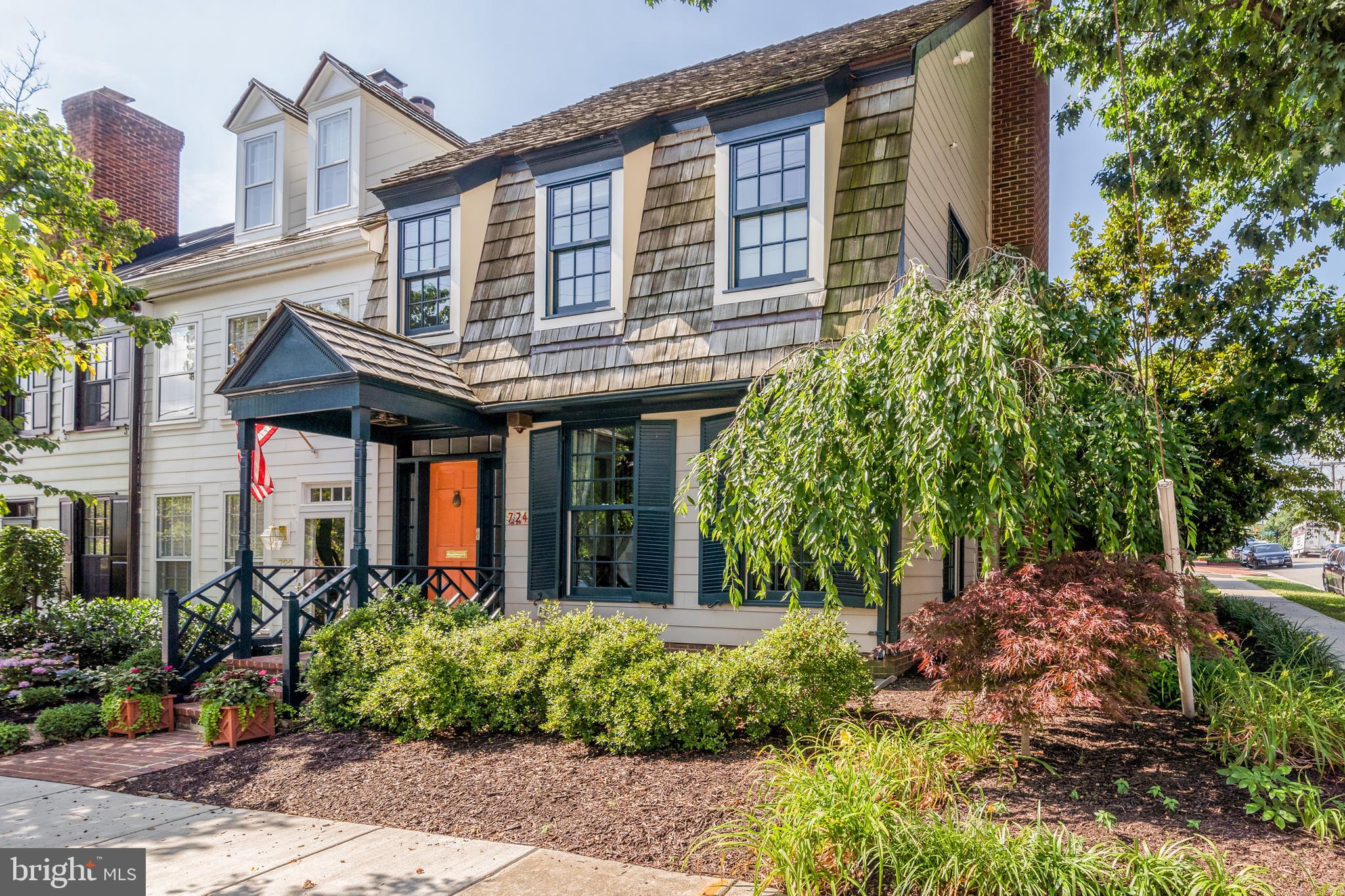 OLD TOWN ALEXANDRIA - Residential