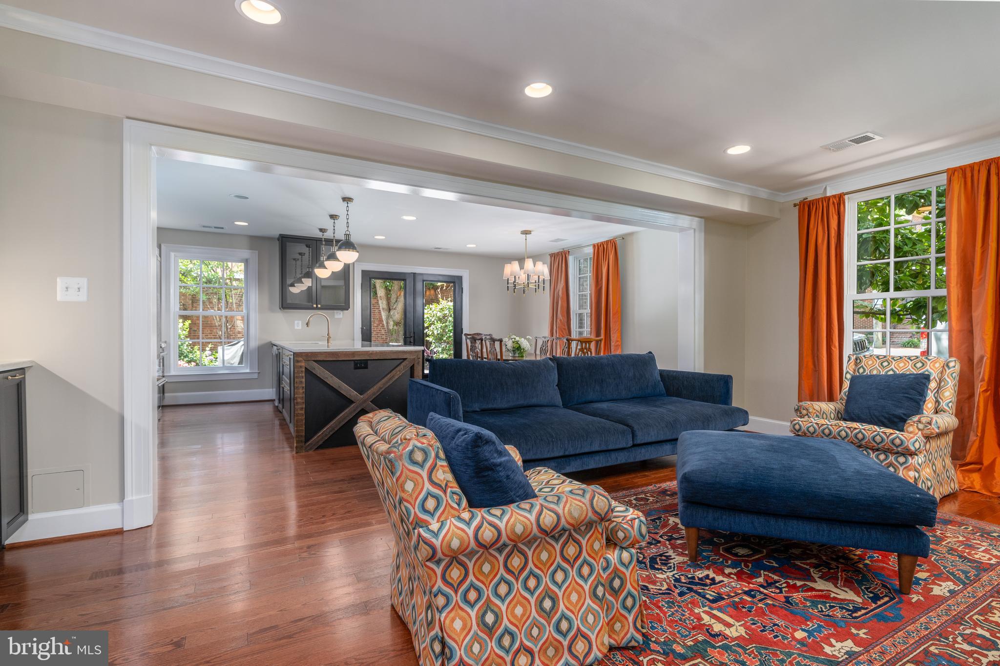 OLD TOWN ALEXANDRIA - Residential