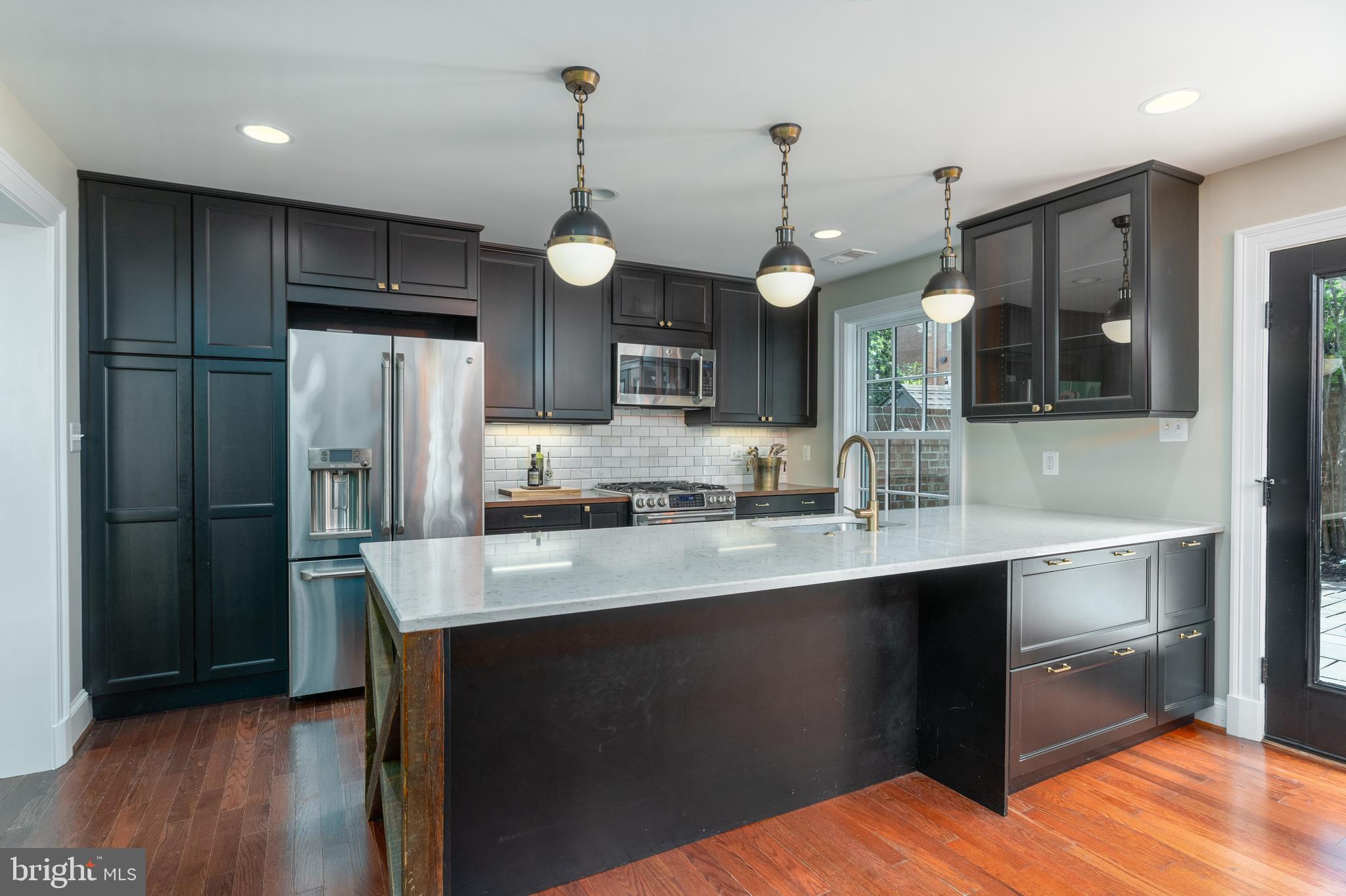 OLD TOWN ALEXANDRIA - Residential