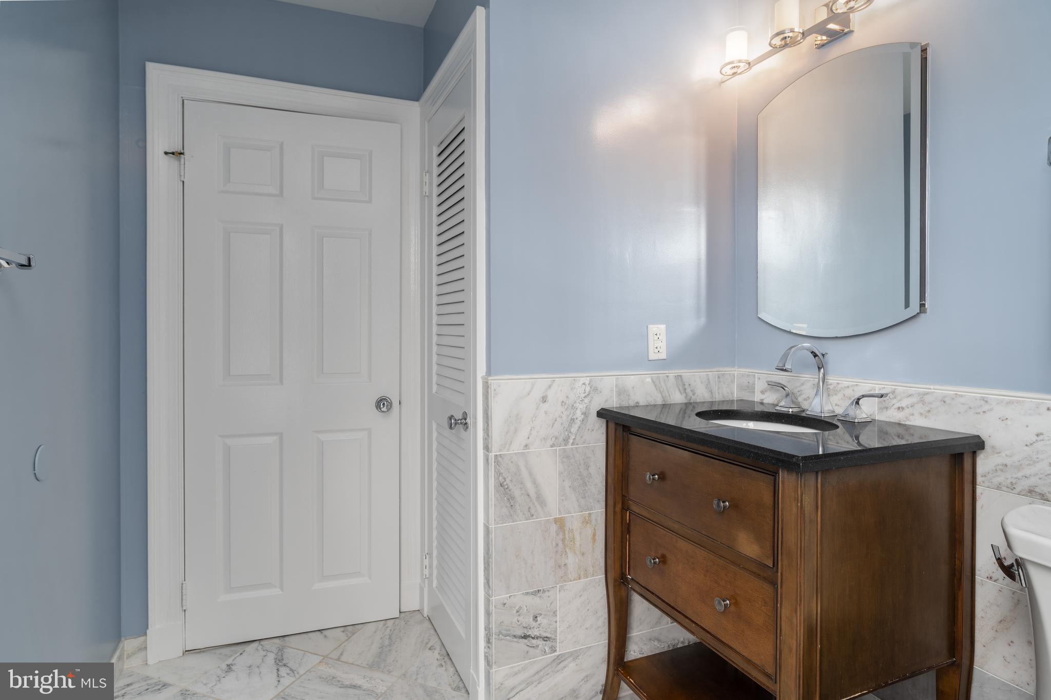 OLD TOWN ALEXANDRIA - Residential