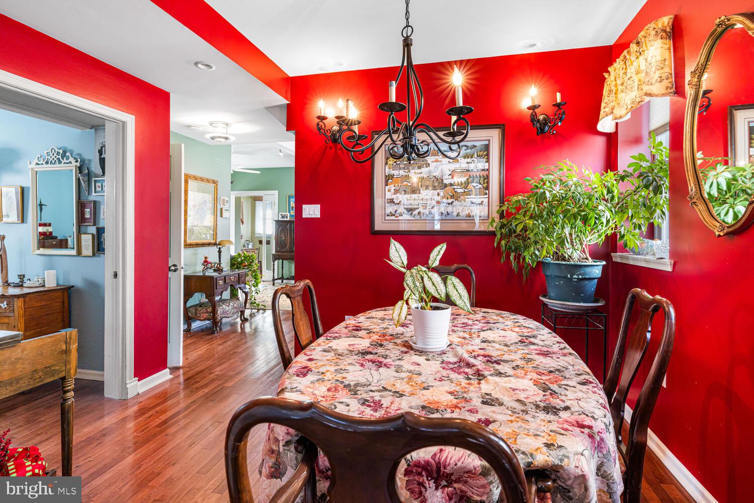 JERICHO MANOR - Residential