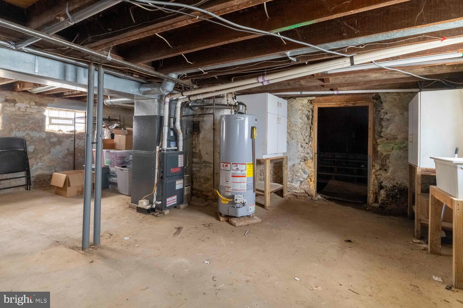 JERICHO MANOR - Residential