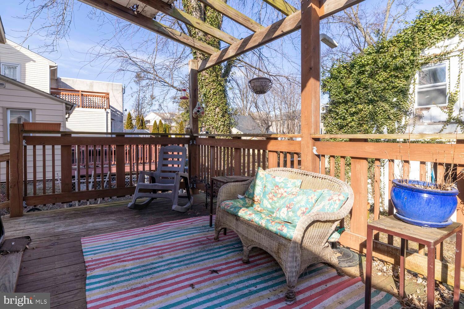 JERICHO MANOR - Residential