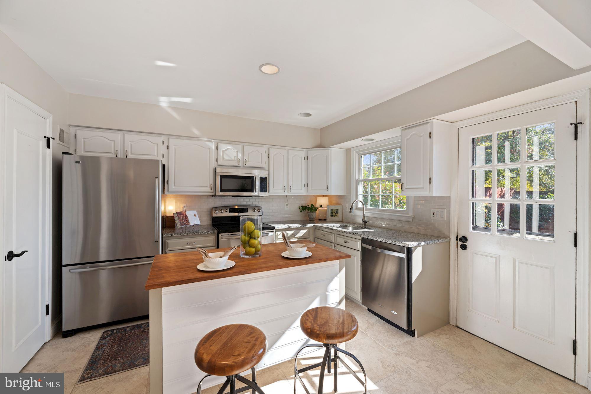 CHARLESTOWN - Residential