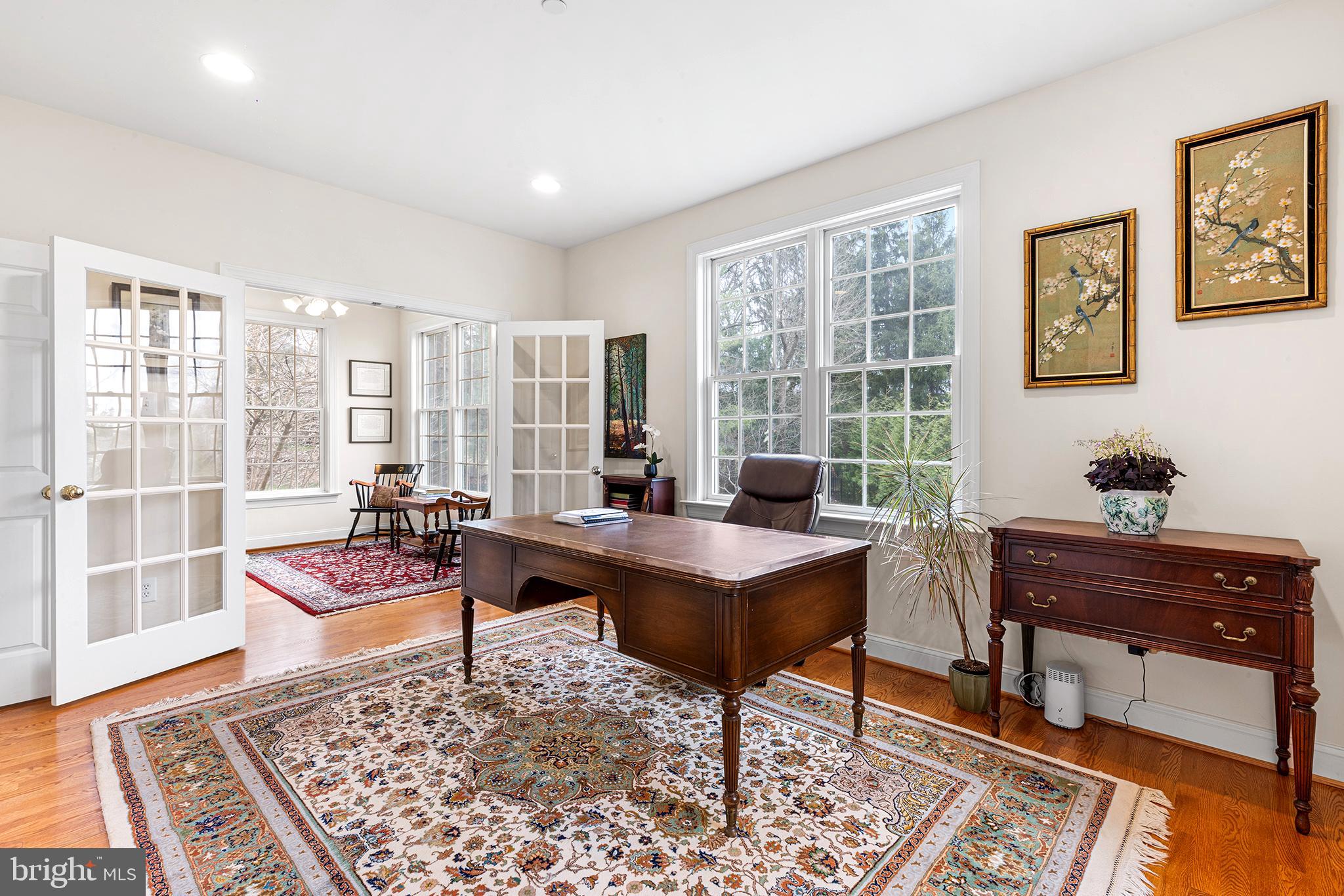 WHITEGATE - Residential