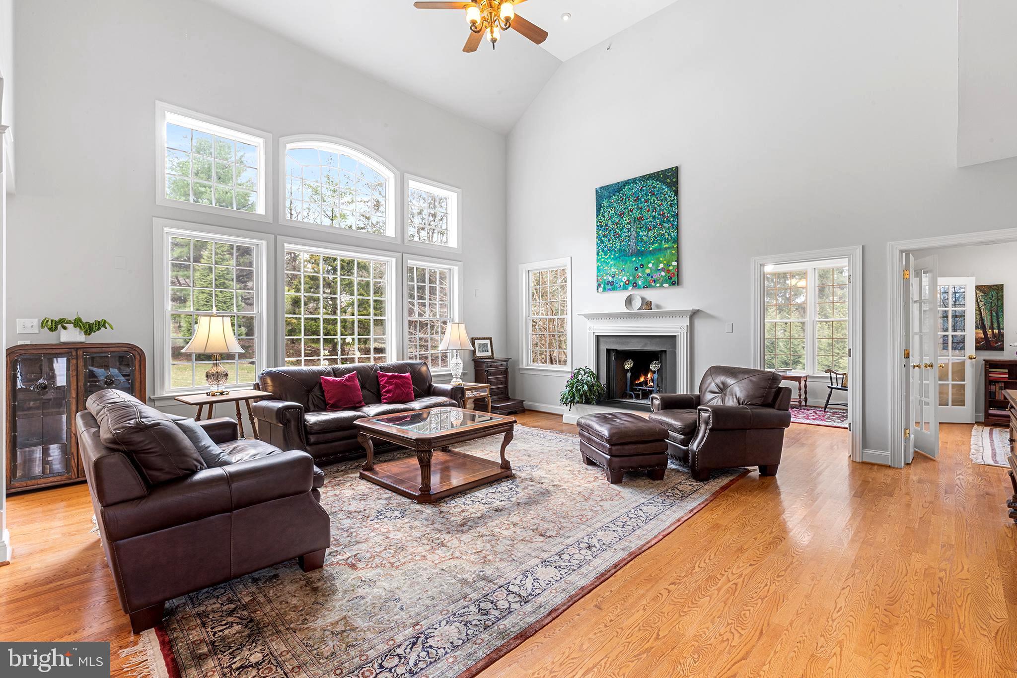 WHITEGATE - Residential