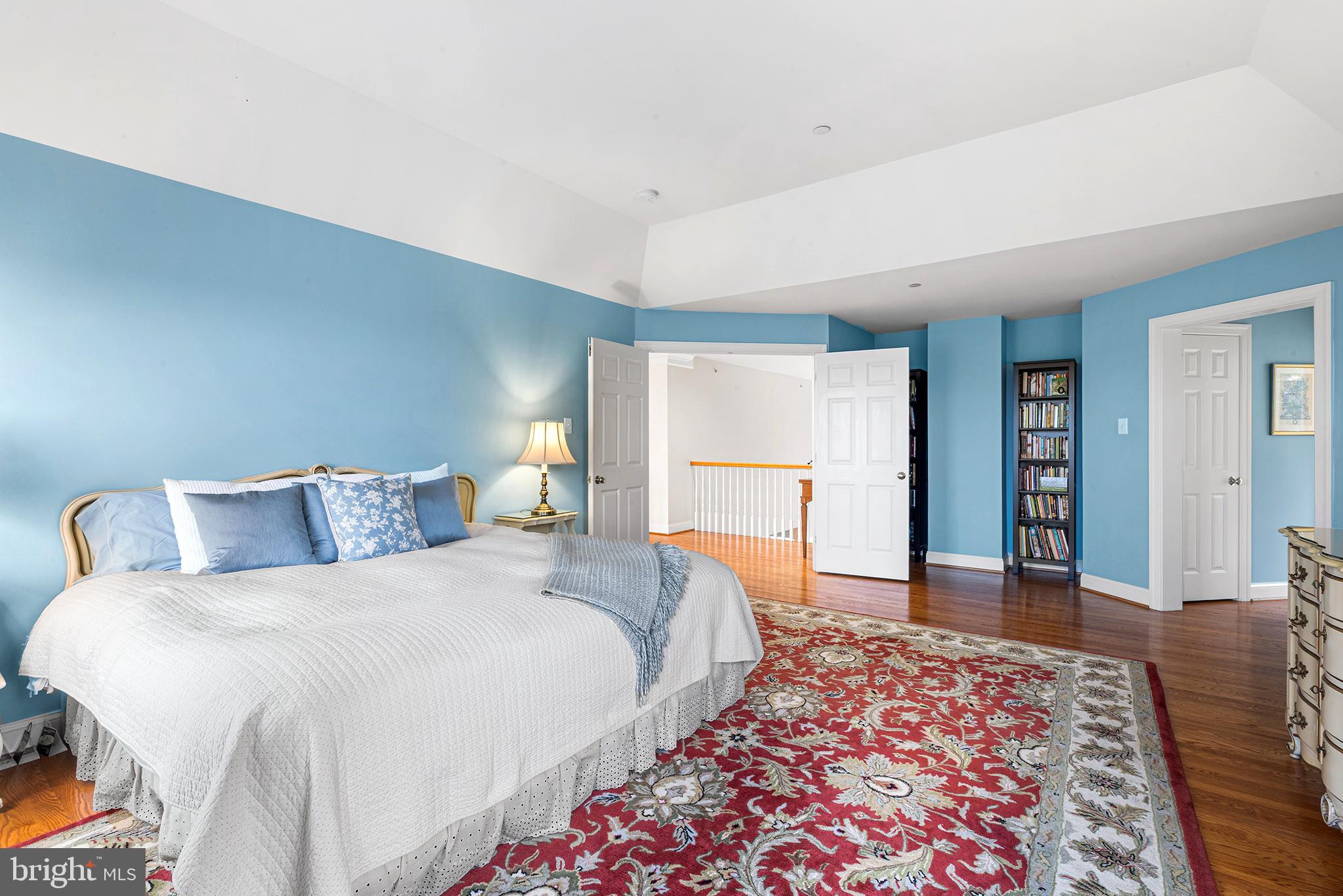 WHITEGATE - Residential