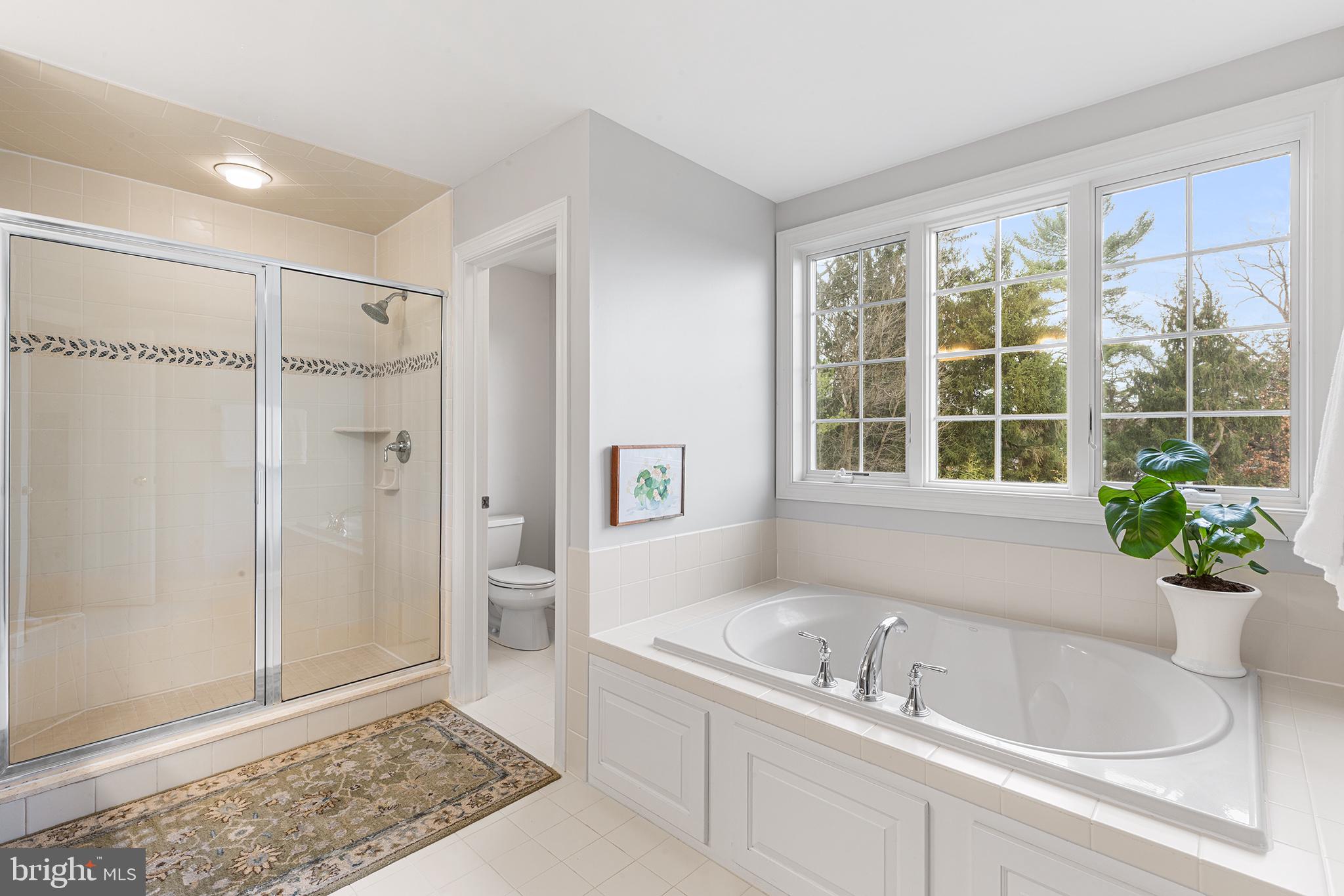 WHITEGATE - Residential