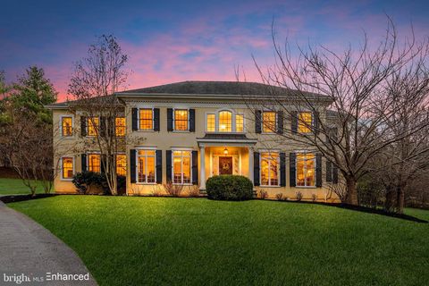 371 TRILLIUM LANE WAYNE PA 19087