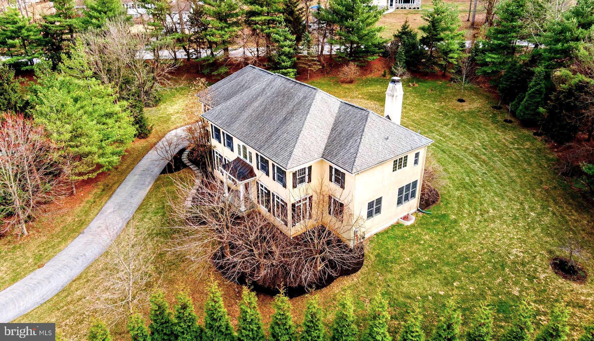 WHITEGATE - Residential