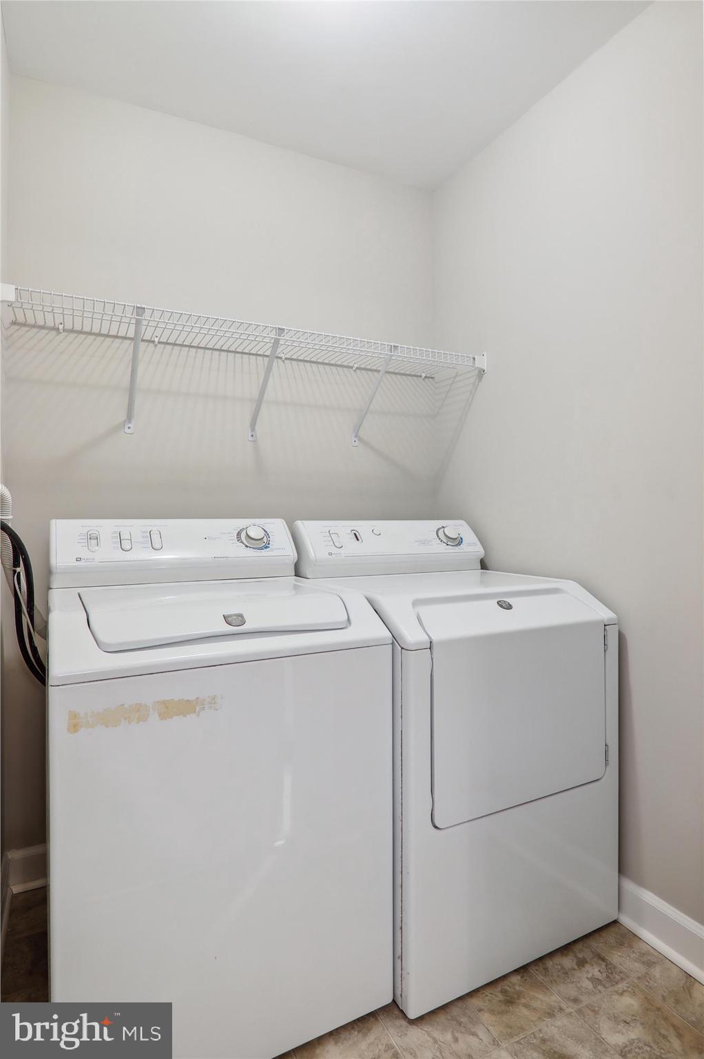 KINGSVIEW VILLAGE - Residential