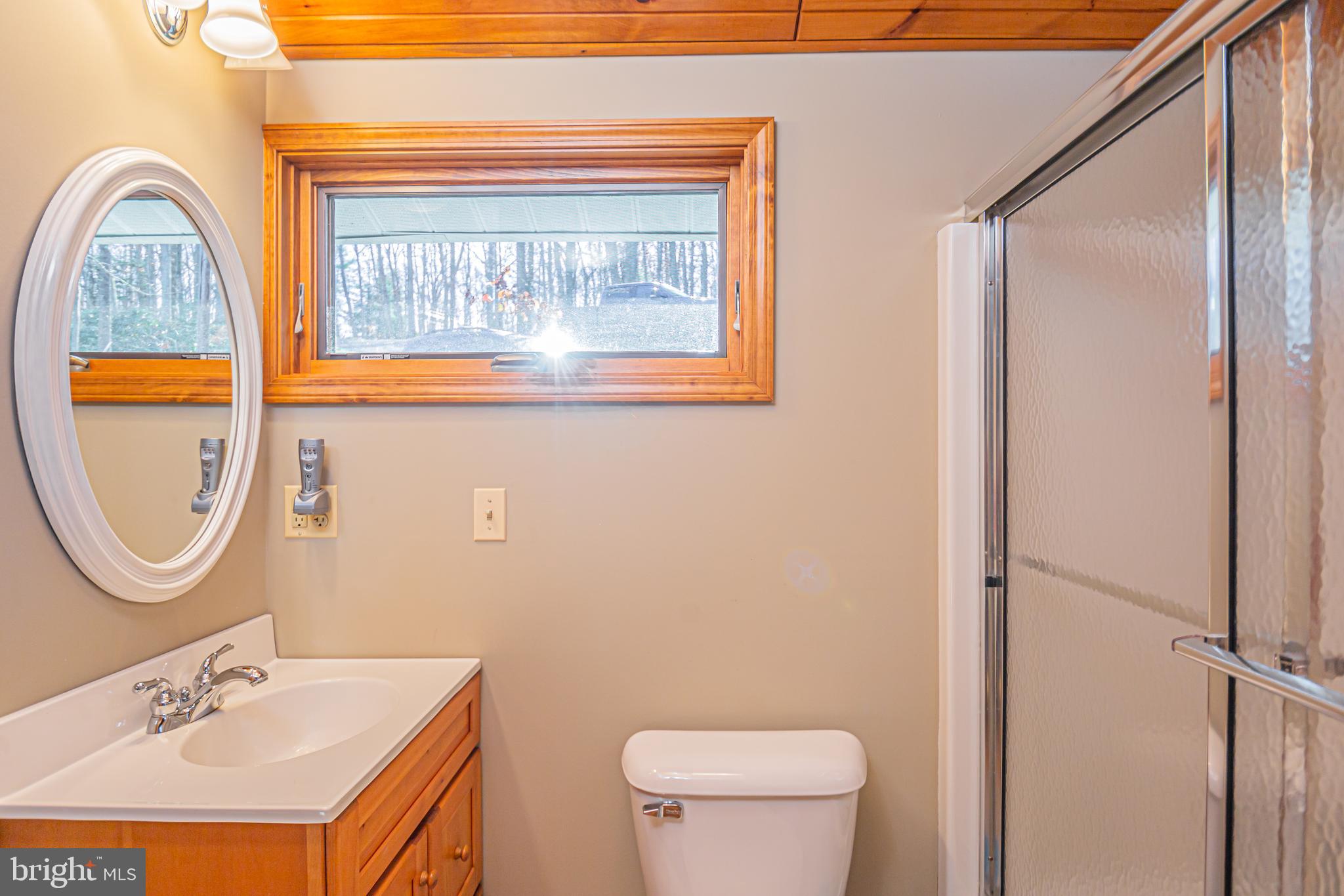 TURKEY NECK - Residential