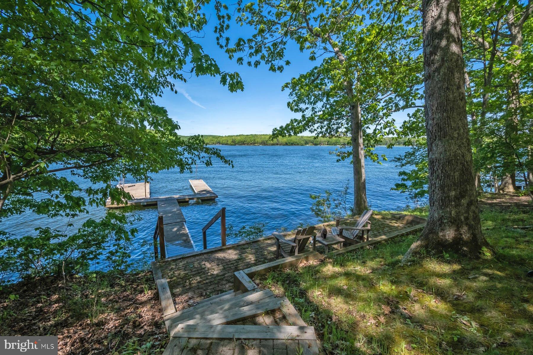 TURKEY NECK - Residential