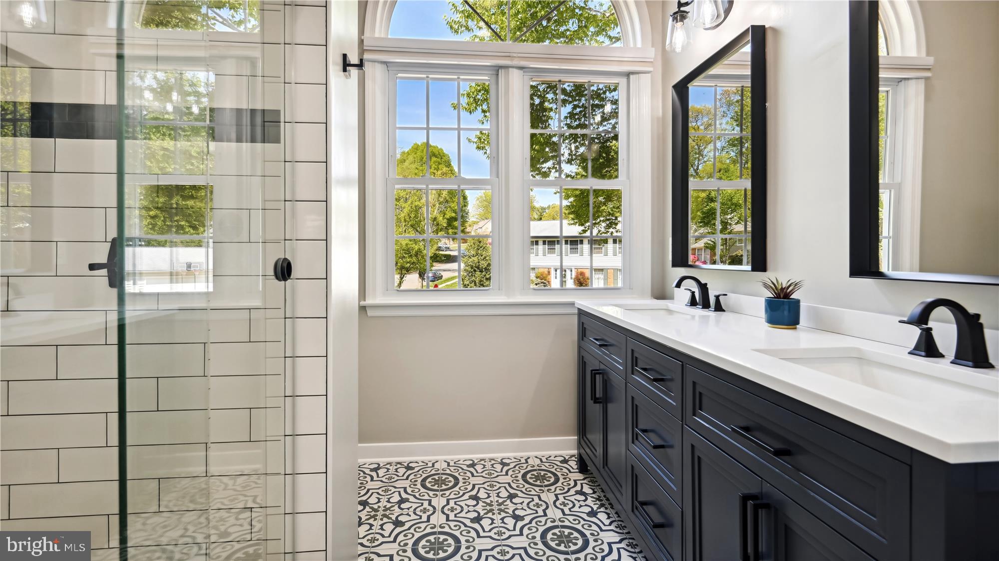 MONTCLAIR - Residential