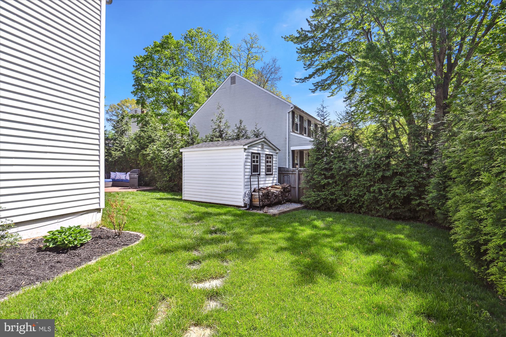 MONTCLAIR - Residential