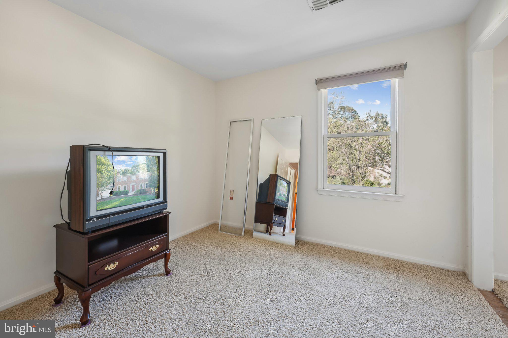 HOME ACRES - Residential