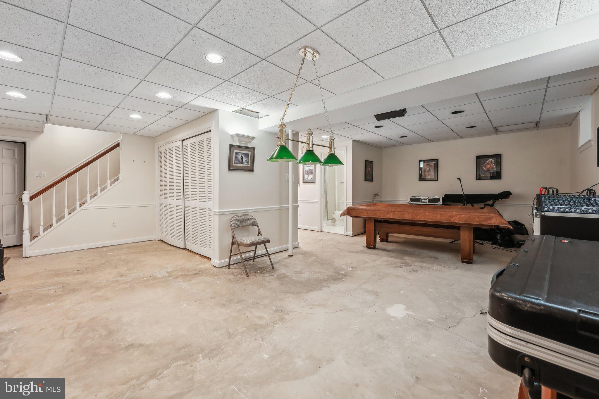 HOME ACRES - Residential