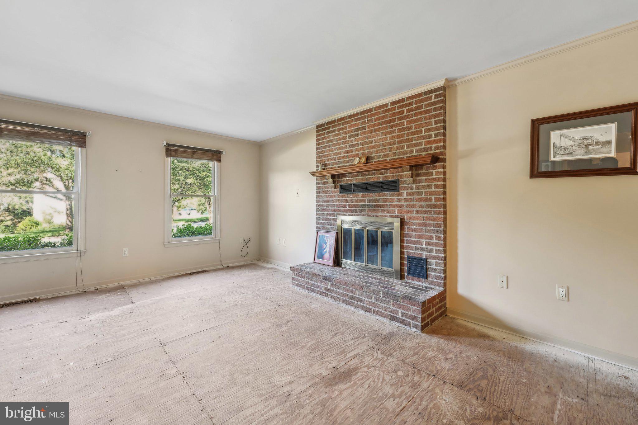 HOME ACRES - Residential