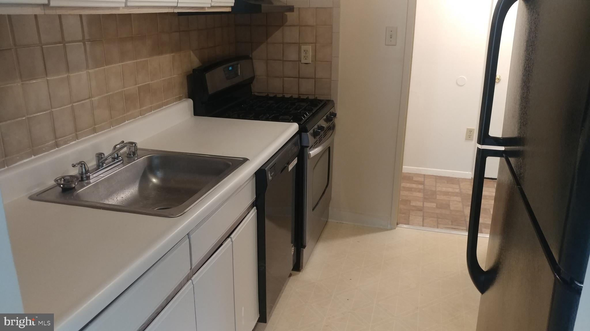 HOLLY HILL CONDOMINIUMS - Residential