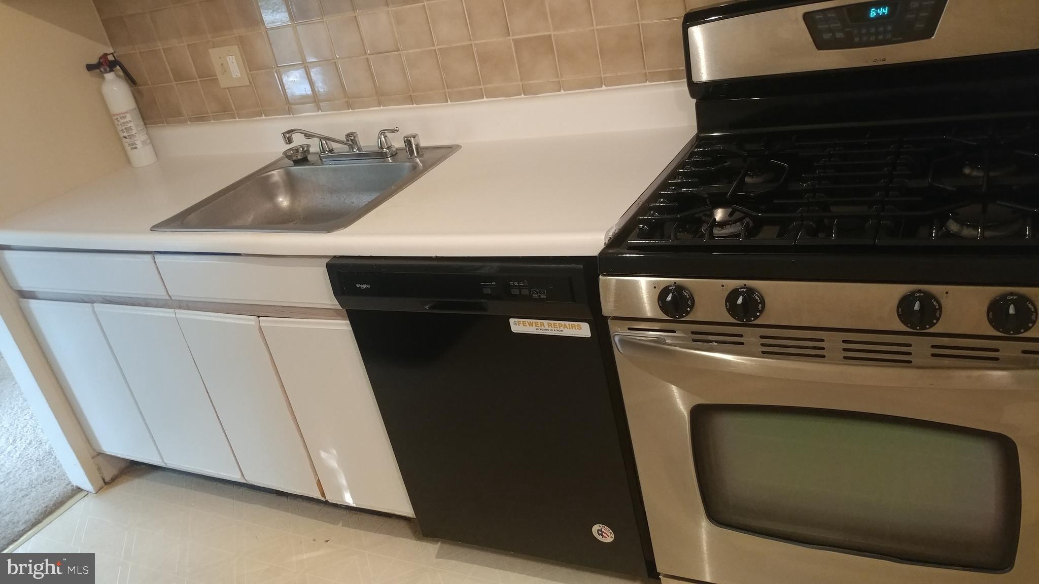 HOLLY HILL CONDOMINIUMS - Residential