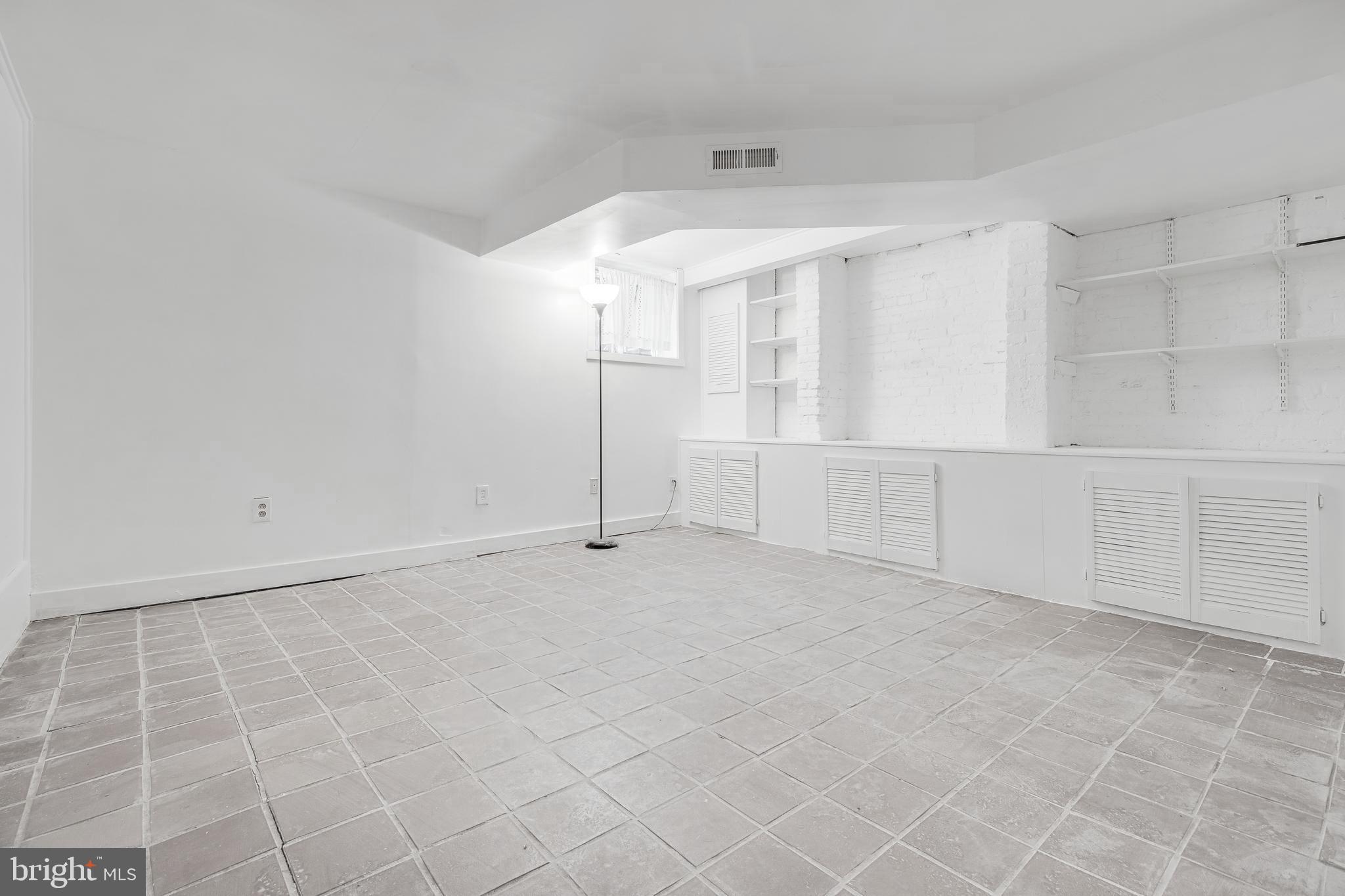 RIDGELY'S DELIGHT - Residential