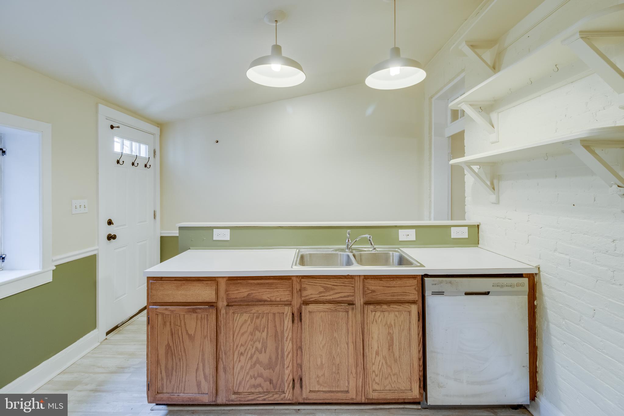 RIDGELY'S DELIGHT - Residential