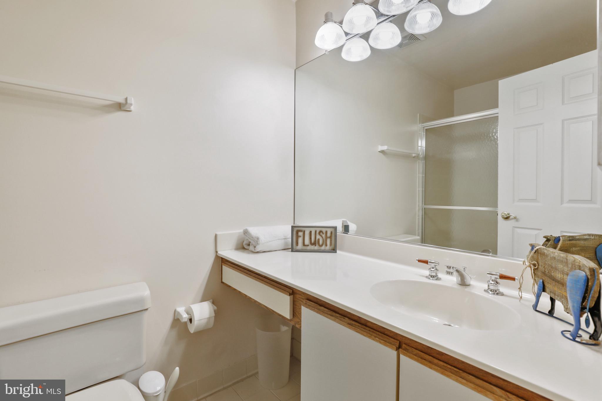 QUAIL CREEK CONDOS - Residential