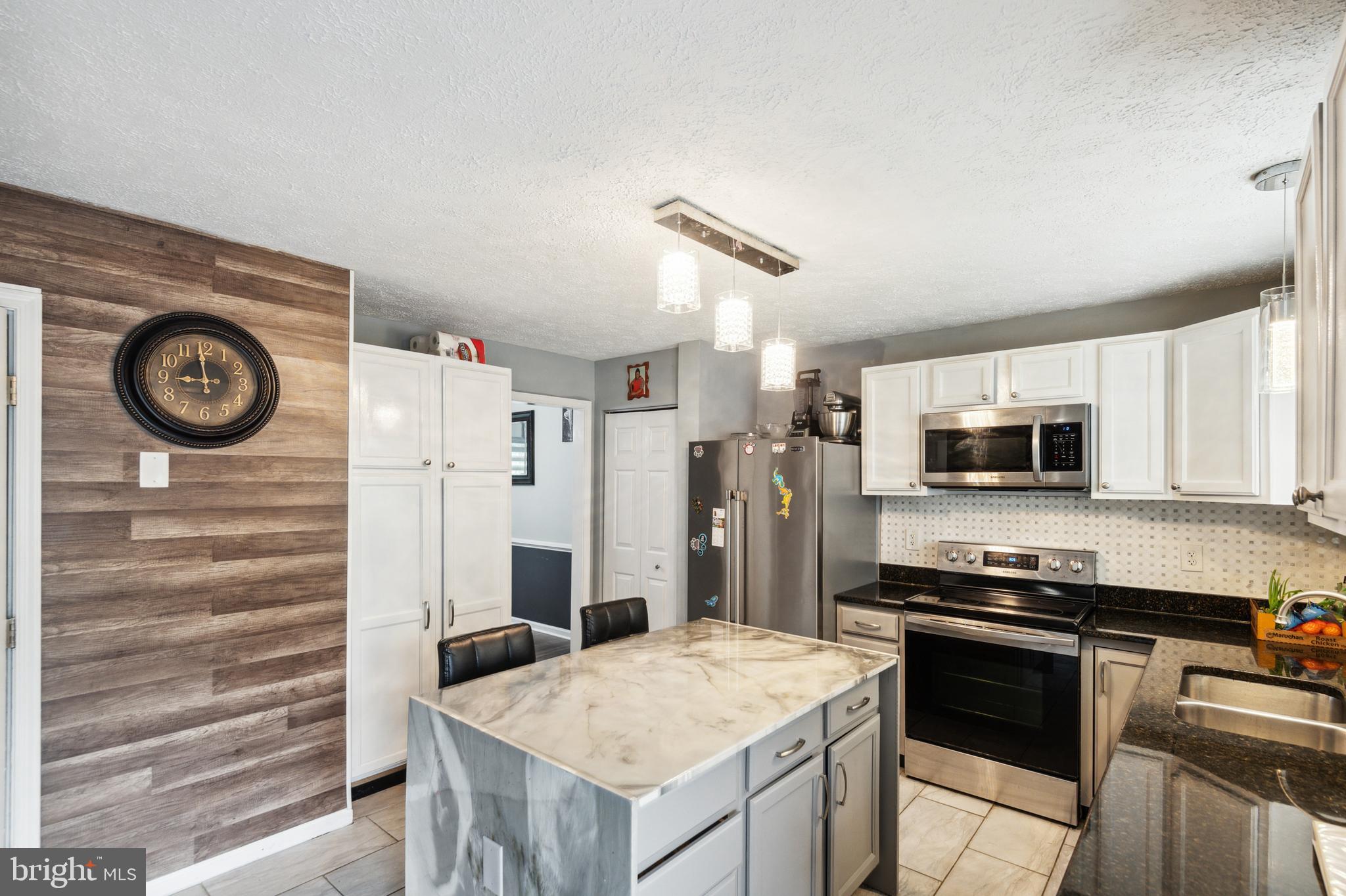 FREDERICKTOWNE VILLAGE - Residential