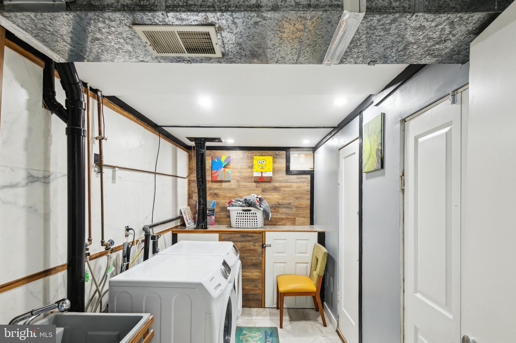 FREDERICKTOWNE VILLAGE - Residential