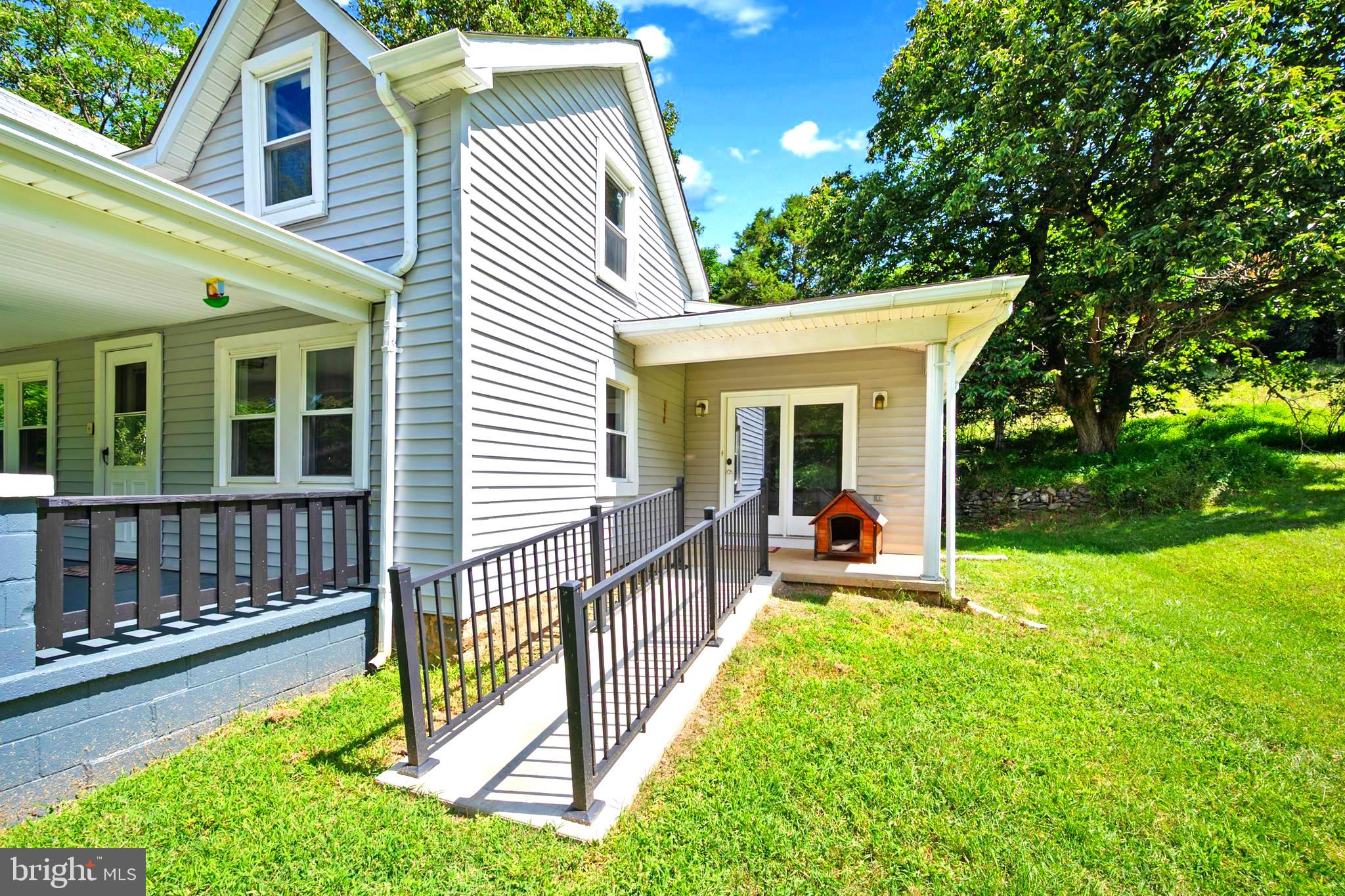 145 WEAKLEY LANE