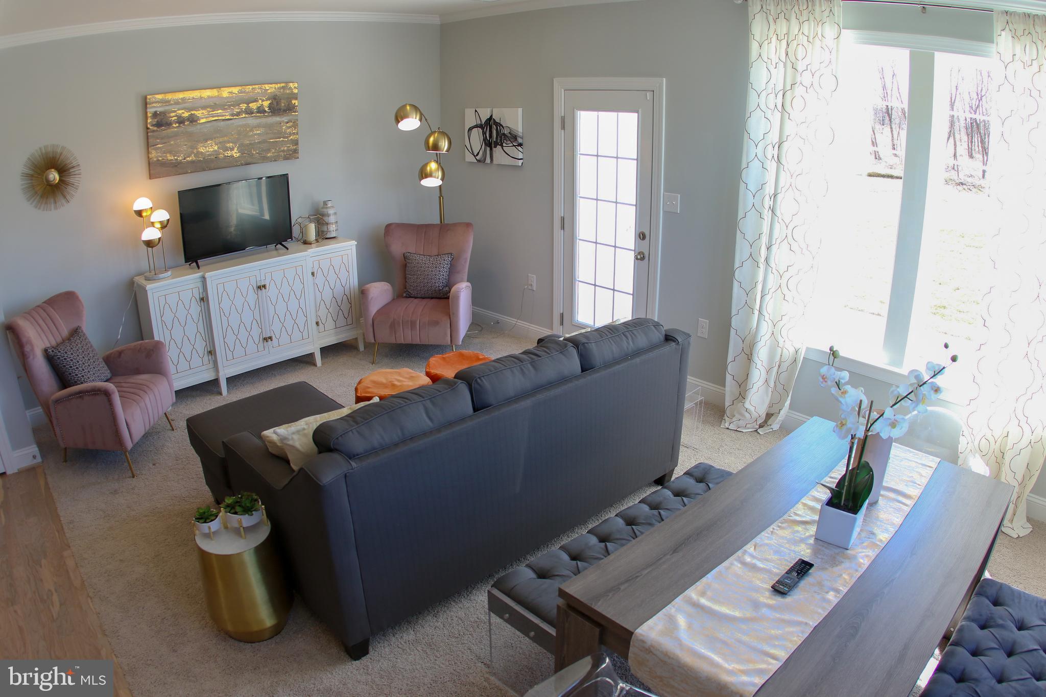 OVERLOOK AT RIVERSIDE TOWNHOMES - Residential